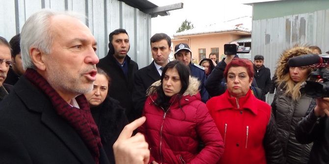 Barınakta Aç Kalan Köpeklerin Birbirlerini Yedikleri İddiası