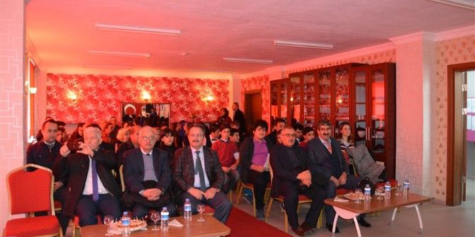 Edremit’te Edebiyat Rüzgarları Esmeye Başladı