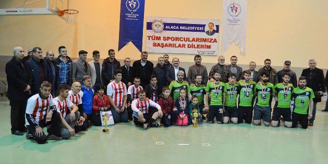 Alaca Belediyesi Voleybol Turnuvası Sona Erdi