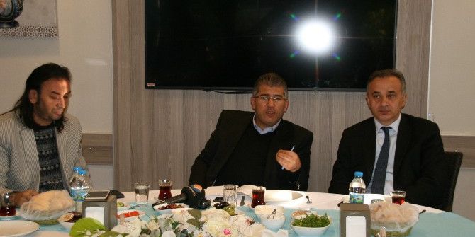 Ak Parti Milletvekili Öztürk Marmaris’te Gazetecilerle Buluştu