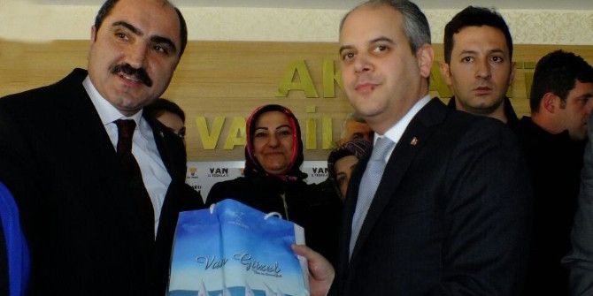 Bakan Kılıç Van’da