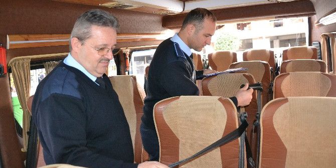 Altınova’da Servis Araçlarına Sıkı Denetim