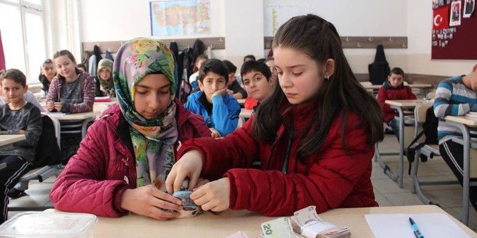 Kendileri Küçük Yürekleri Kocaman