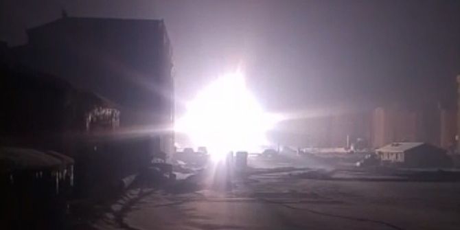 Yüksekova’da Trafolar Bir Bir Patlıyor