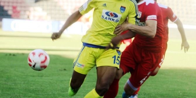 Büyükşehir Gaziantepspor İlk Yarıda Taraftarlarını Üzdü