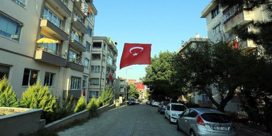 Darbe Girişiminde Şehit Olan Polisin Tekirdağ’daki Evine Ateş Düştü