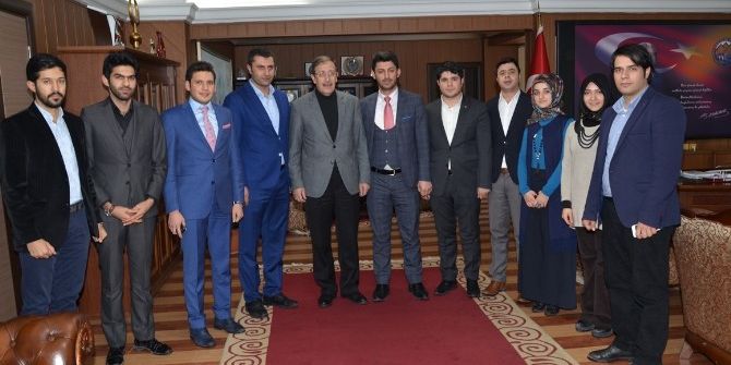 Başkan Bulutlar, Ak Partili Gençleri Ağırladı