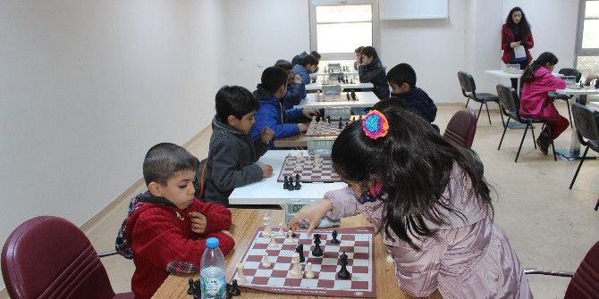 Muş’ta Satranç Turnuvası
