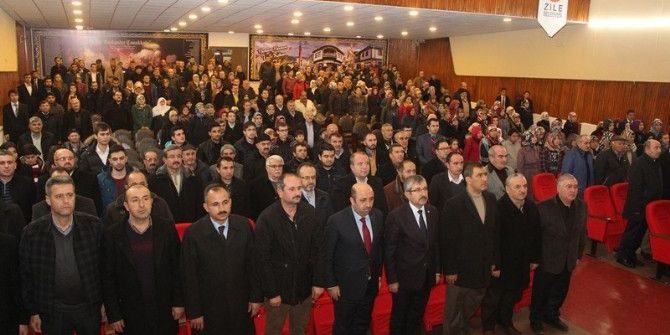 Zile’de “Mekke’nin, Gönüllerin Fethi Ve Şehitlerimiz” Konferansı