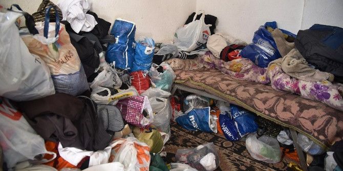 Manisa’da Bir Evde 4 Kamyon Çöp Çıktı