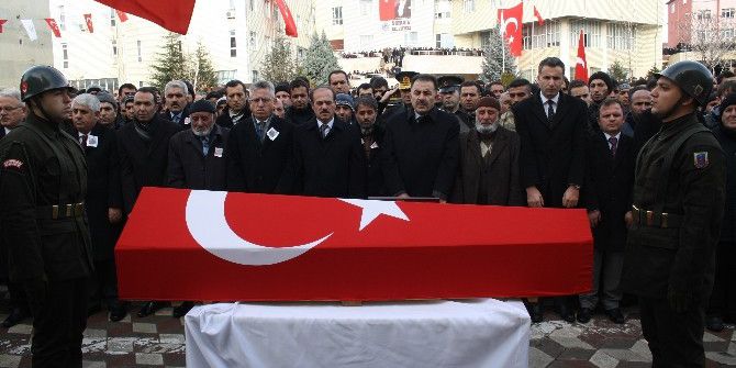 Şehit Er Mehmet Ünal Son Yolculuğuna Uğurlandı