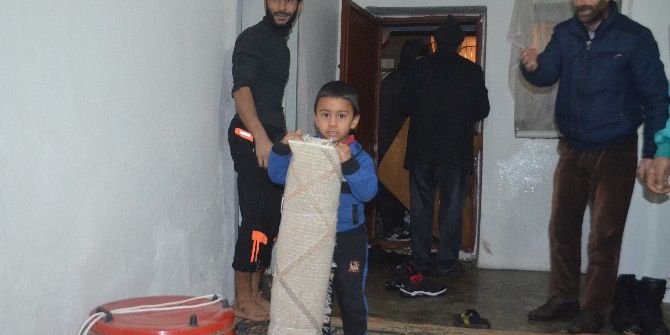 Suriyeli Ailelere Yardım