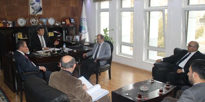 Pınarbaşı Meslek Yüksek Okulu Eğitim Öğretime Başlıyor