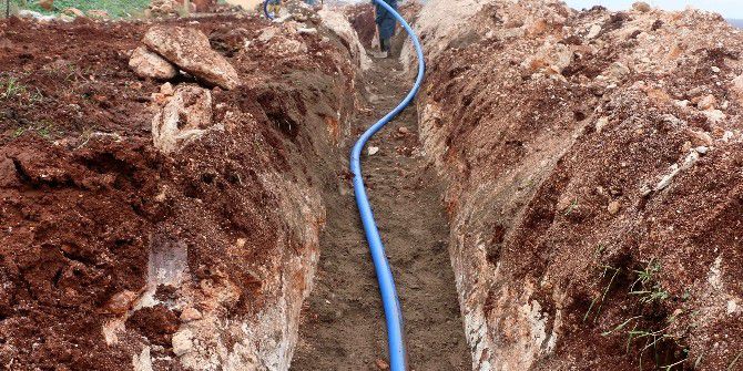 Reyhanlı’da Su Şebekesi Döşeniyor