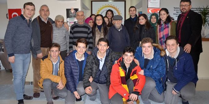 Öğrencilerden Aceze Evine Ziyaret
