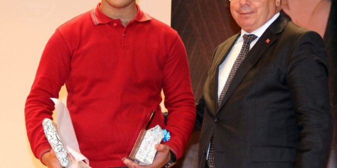 Milli Şair Mehmet Akif Ersoy Anıldı