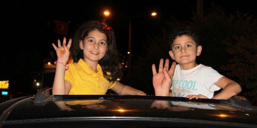 Kahramanmaraş’ta Demokrasi Nöbeti