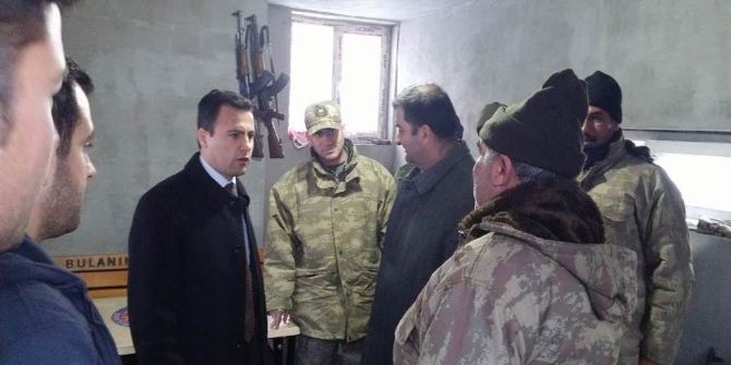 Kaymakam Uzan’dan Nöbet Tutan Güvenlik Güçlerine Ziyaret