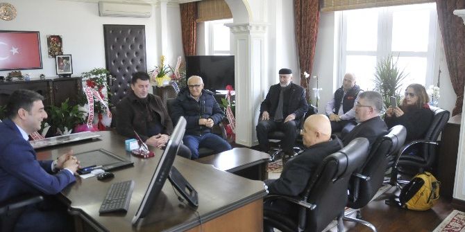 Kaymakam Öztürk’e Gazetecilerden Ziyaret