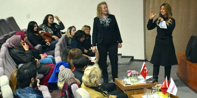 Ana Sınıfı Öğrencileri Ve Velilere, İlkokul Yaşamı Anlatıldı