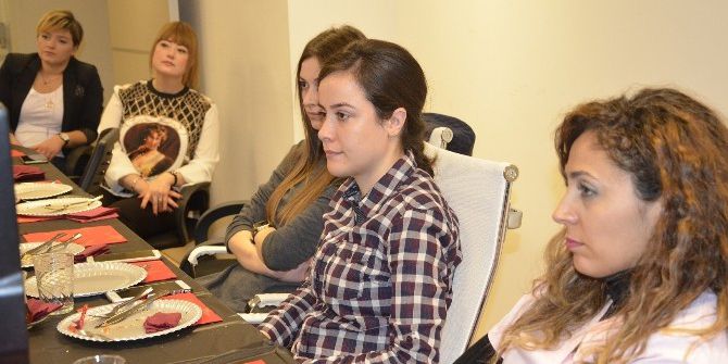 Ege Ontoloji’ye Sağlık Haberciliği Eğitimi