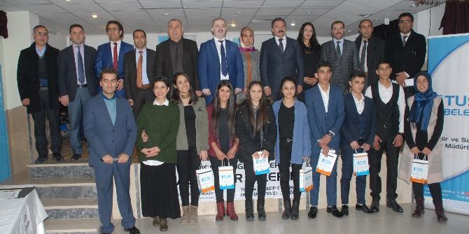 Tuşba’da Liselerarası Münazara Yarışması