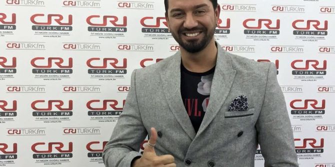 Barış Kömürcüoğlu: “Starlar Gençlerin Önünü Kesiyor”