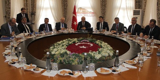 Fırat Kalkınma Ajansı’nın Değerlendirme Toplantısı Elazığ’da Yapıldı