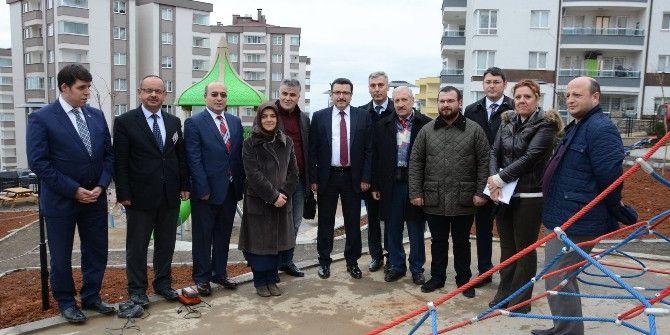 Ortahisar Belediyesi’nden Çocuklar İçin Yeni Oyun Parkları Kuruluyor