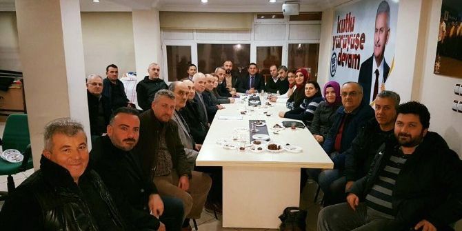 Ak Parti İlçe Teşkilatından İstişare Toplantısı