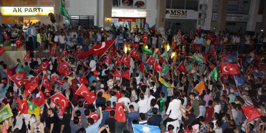 Mardinlilerden Darbe Girişimi Tepkisi