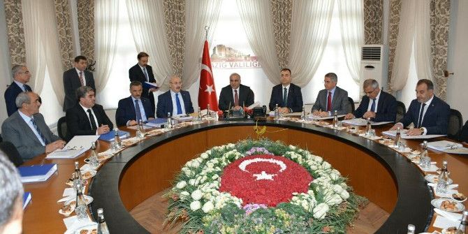 Vali Toprak, Fka ‘Nın 2016 Yılı Son Toplantısına Katıldı