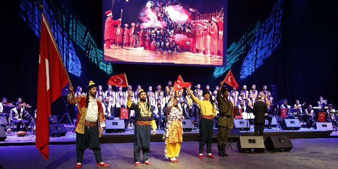Gaün’de Muhteşem Türk Halk Müziği Gecesi