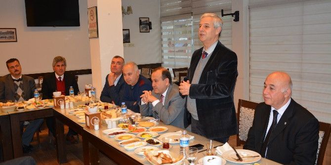 Söke Belediye Başkanı Süleyman Toyran Muhtarlarla Bir Araya Geldi