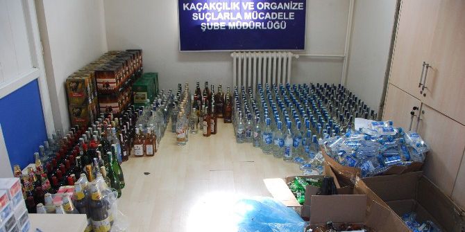 Kapıkulede Güvenlik Memurlarına Kaçak İçki Ve Sigara Operasyonu