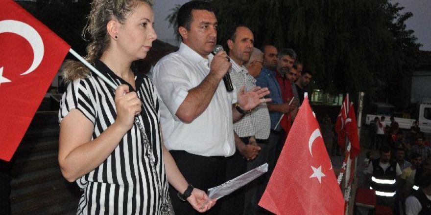 Bozüyük Halkı ‘Milli İrade’ Nöbetine Devam Ediyor