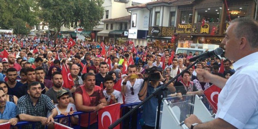 Eyüplüler Demokrasiye Sahip Çıktı