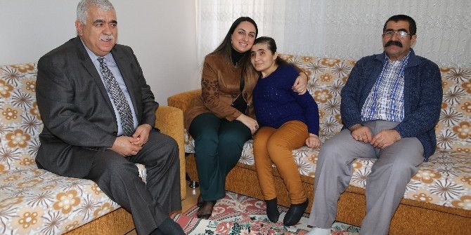 Aksaray Valisi’nin Eşinden Anlamlı Ziyaret