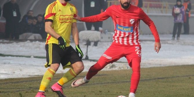 Evkur Yeni Malatyaspor’dan Eren’e Doğum Günü Kutlaması