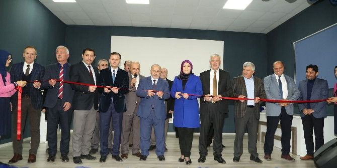 İlkadım Belediyesinin Okullara Desteği Sürüyor