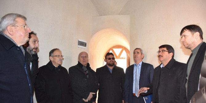 Kurşunlu Han’ Da Restorasyon Çalışmaları Devam Ediyor