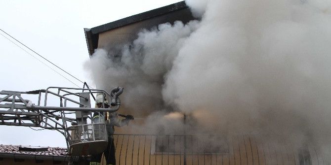 Fethiye’de Ev Yangını Korkuttu