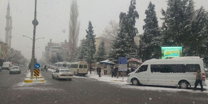 Denizli’de 8 İlçede Eğitime Kar Engeli