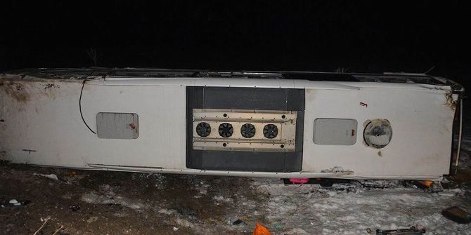 Sivas’ta Yolcu Otobüsü Devrildi: 34 Yaralı