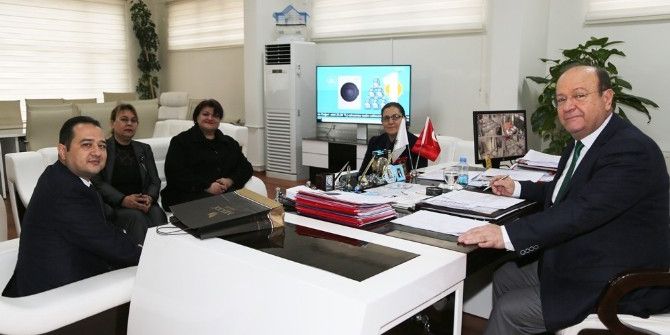 Zafer Ortaokulu’ndan Başkan Özakcan’a Teşekkür Ziyareti