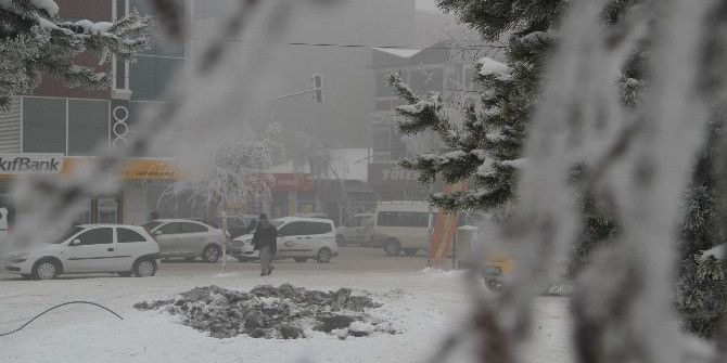 Göle Buz Tuttu: - 19