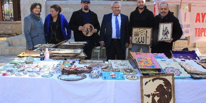 Toplum Ruh Sağlığı Hastalarının Eserleri Satışa Çıktı