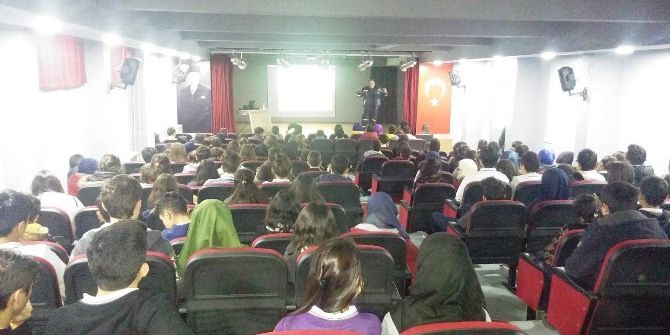 Öğrenci Ve Öğretmenlere Afet Bilinci Eğitimi