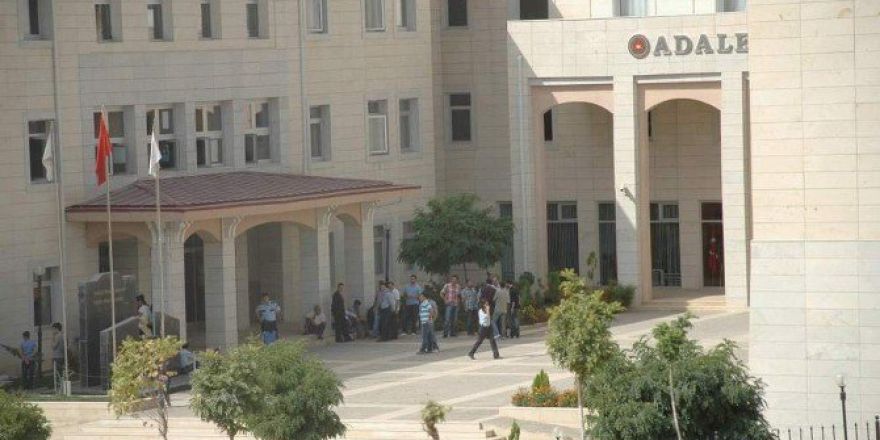Siirt’te 10 Hakim Ve Savcı Gözaltına Alındı