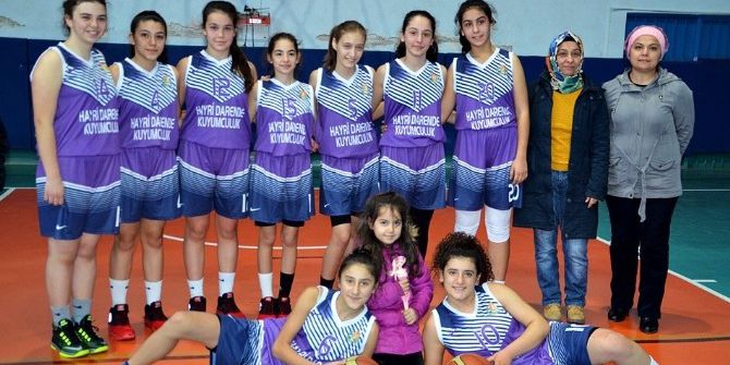 Basketbol U-16 Yıldız Kız Mahalli Lig Maçları Tosya’da Devam Ediyor